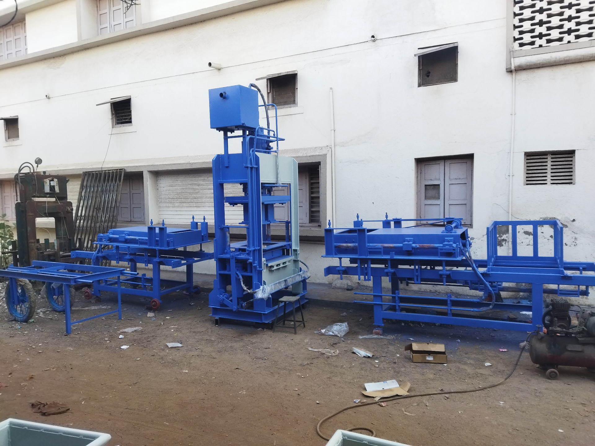 Fully Automatic Fly Ash Brick & Block Machine view 4